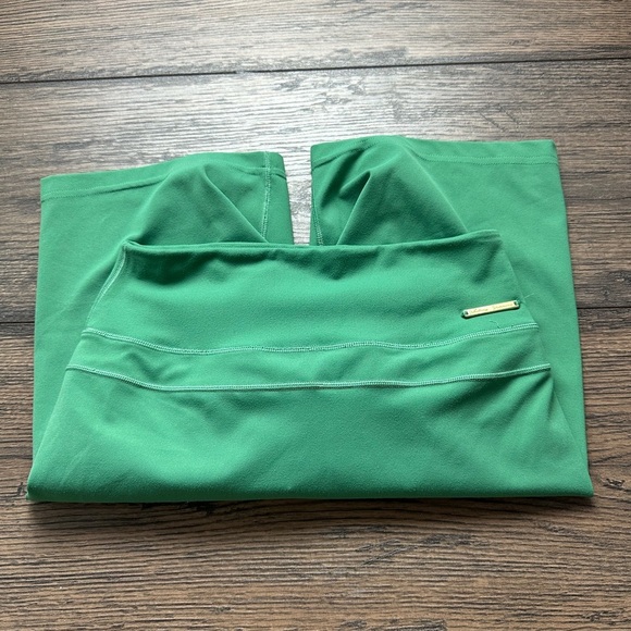 Gymshark Pants - Gymshark Green Apparel